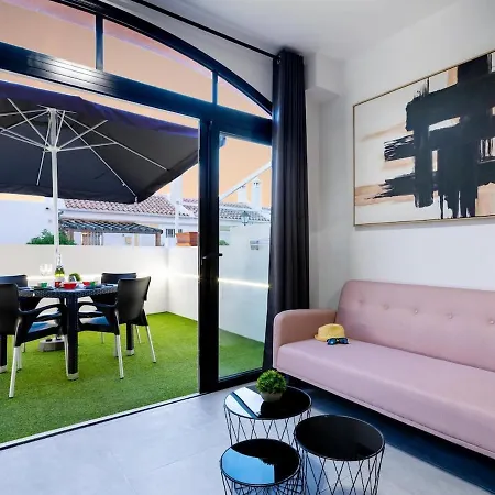 Apartment 8b Albatros Playa Paraiso, Elegant And Modern Playa Paraiso (Tenerife)