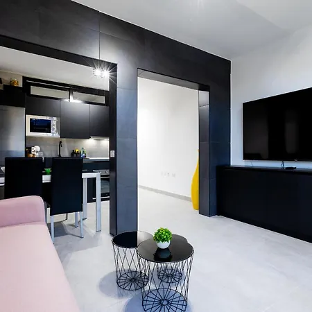 Appartement 8b Albatros Playa Paraiso, Elegant And Modern *